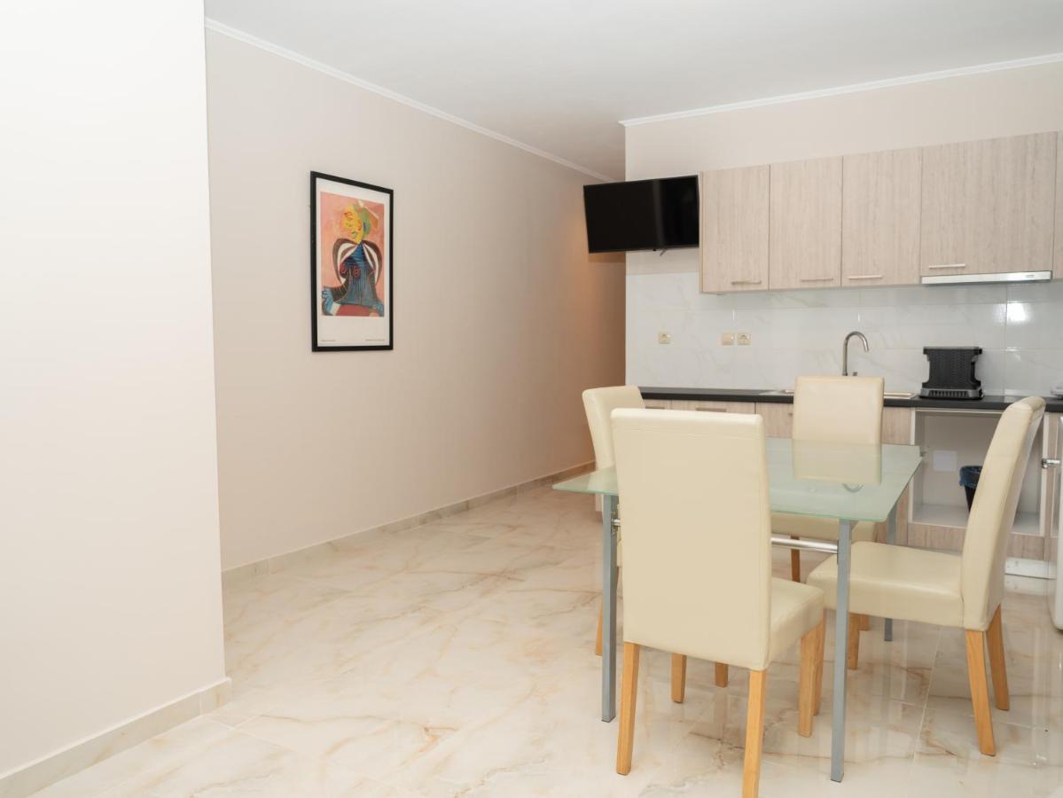 Allagiannis Group Apartments Markópoulon Eksteriør bilde
